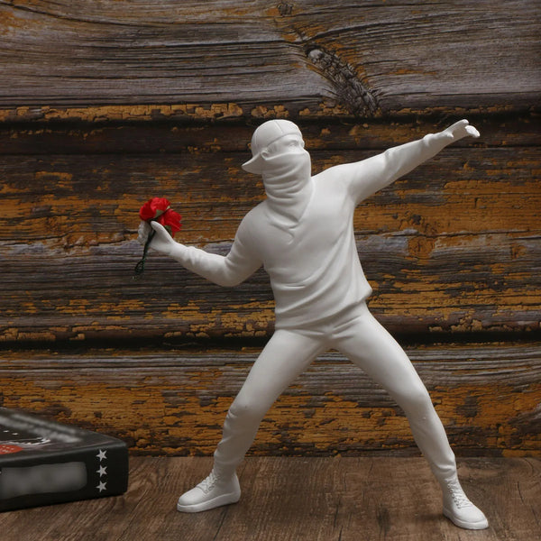Flower Thrower Statue