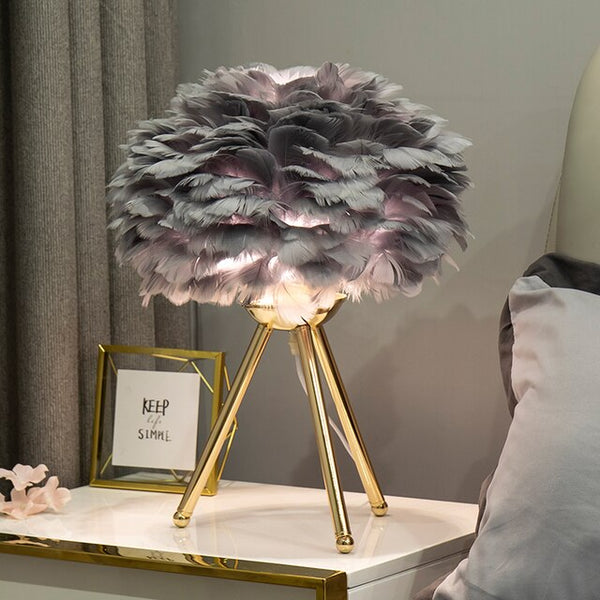 Elegant Feather Lamp