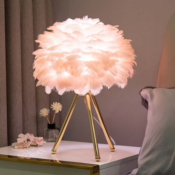 Elegant Feather Lamp